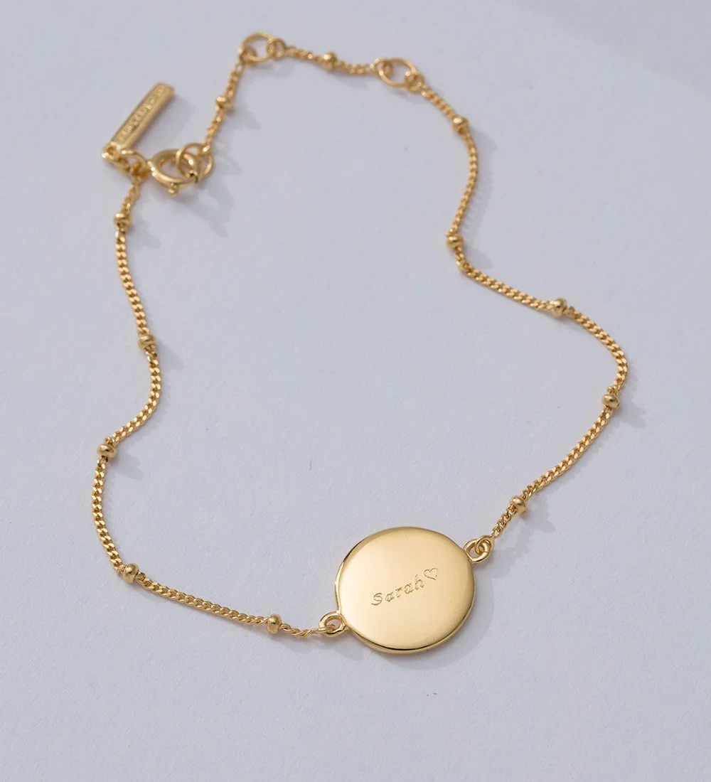 ENGRAVABLE DISC BRACELET (18K GOLD VERMEIL) - Image 3
