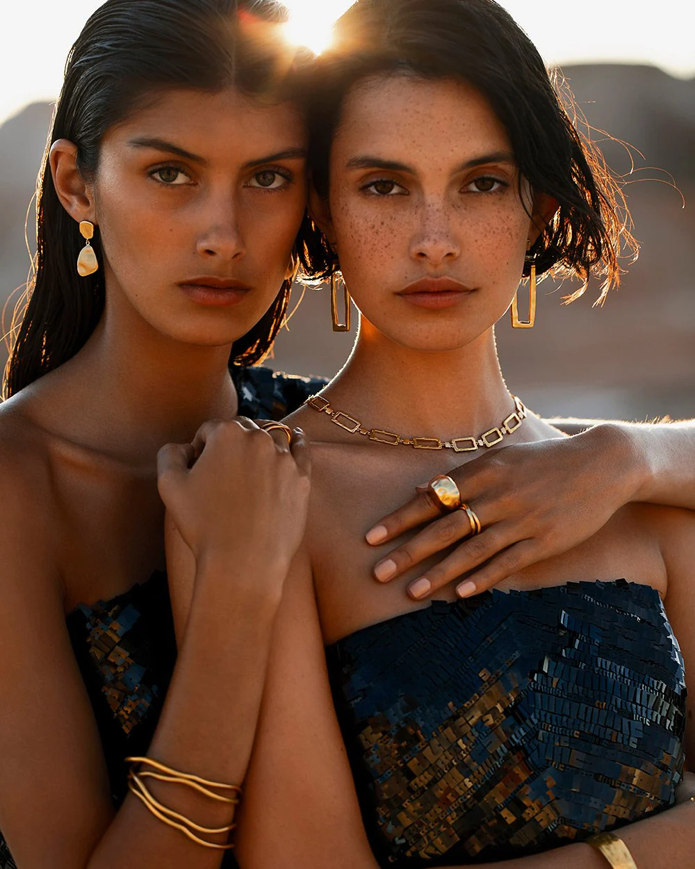 ESSENCE DOME RING (18K GOLD PLATED) - Image 3