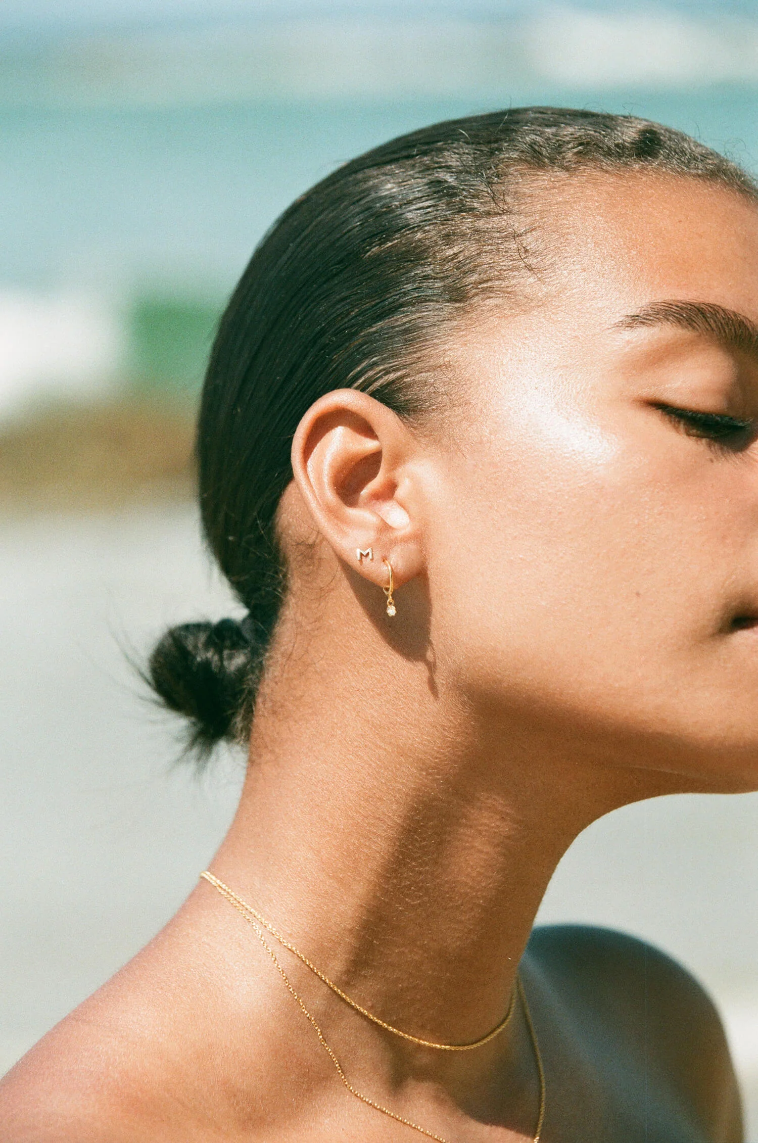 INITIAL EARRINGS (9K GOLD) - Image 5