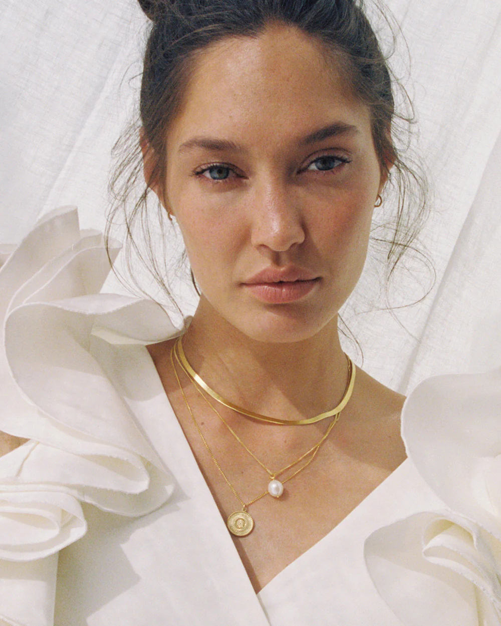 TRAVELLER COIN NECKLACE (18K GOLD VERMEIL) - Image 5