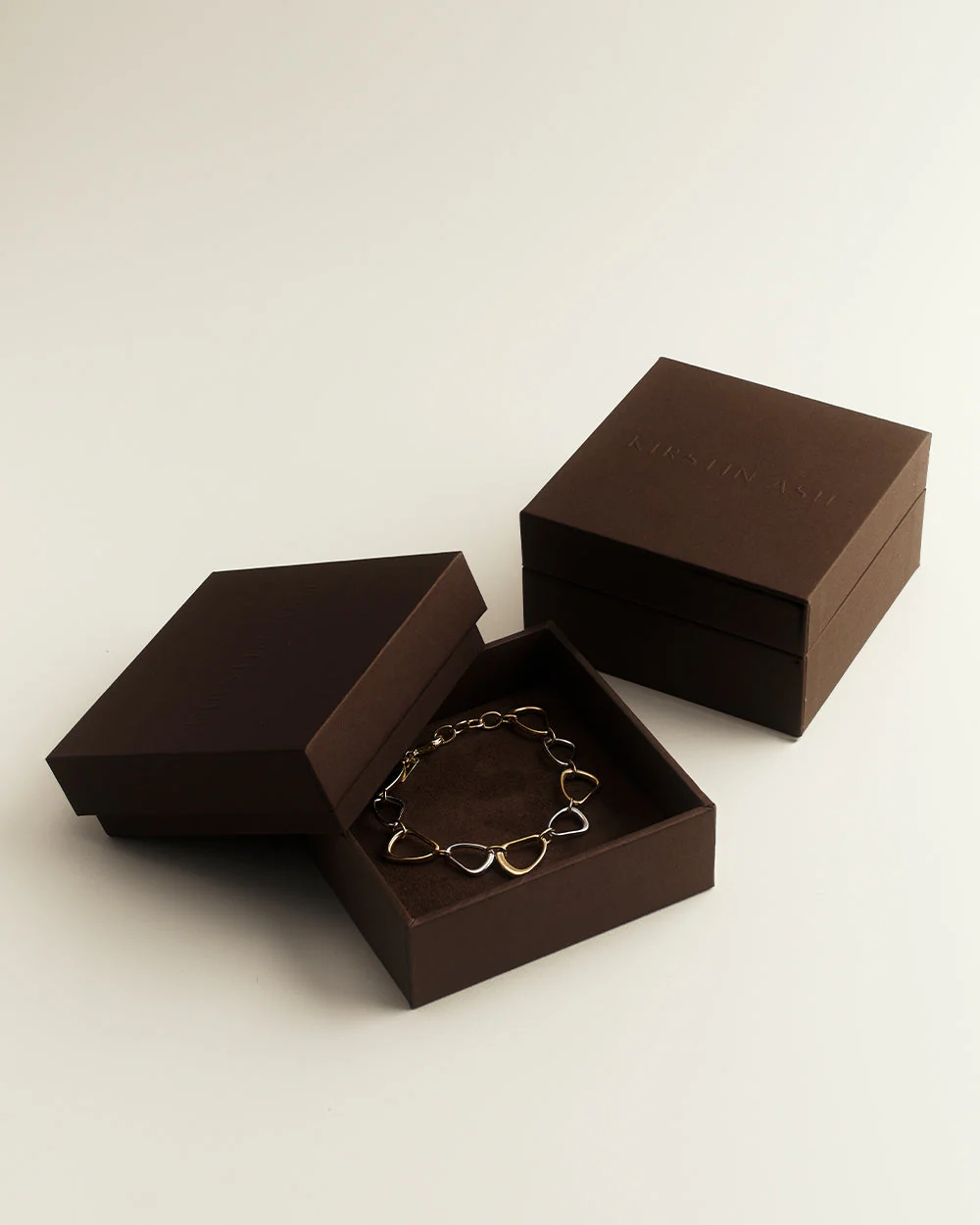 WAVE BANGLE (18K GOLD PLATED) - Image 6